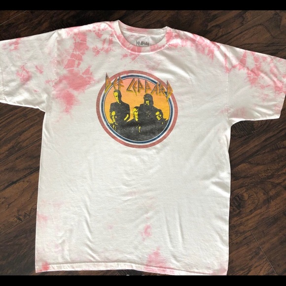 Other - Tie dye vtg style def Leppard size xl